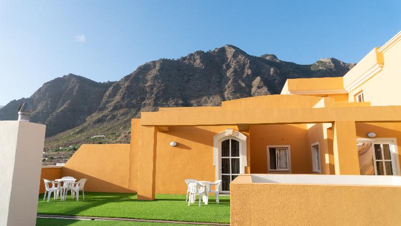 Coral Los Silos  Your Natural Accommodation Choice