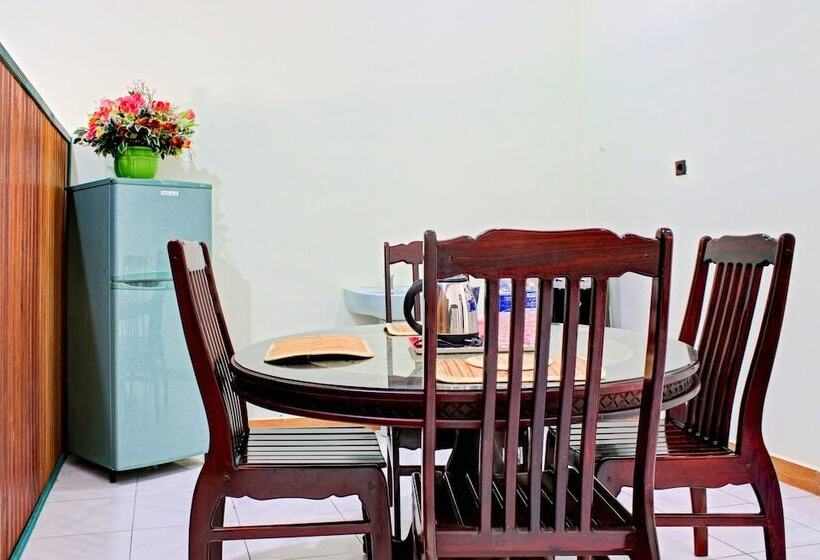 Capital O 90417 Hotel Batu Suli Internasional