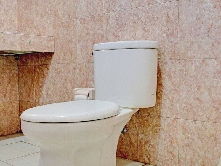 Capital O 90417 Hotel Batu Suli Internasional