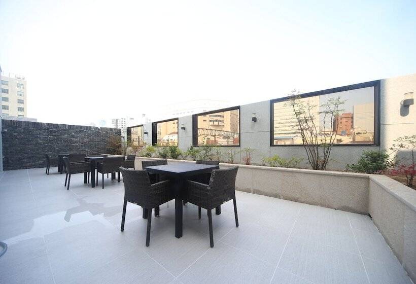 هتل Beomil Brown Dot