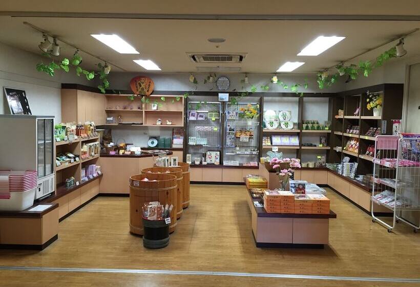 Breezbay Hotel & Resort Gero