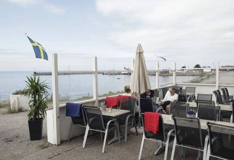 בית מלון כפרי Byxelkroks Marina Sea Resort