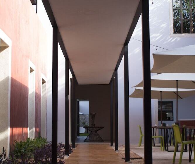 Отель Casona 61 By Guru