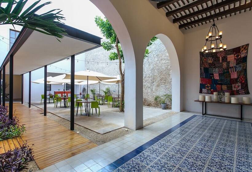 Отель Casona 61 By Guru