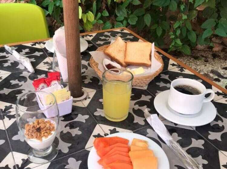 Отель Casona 61 By Guru