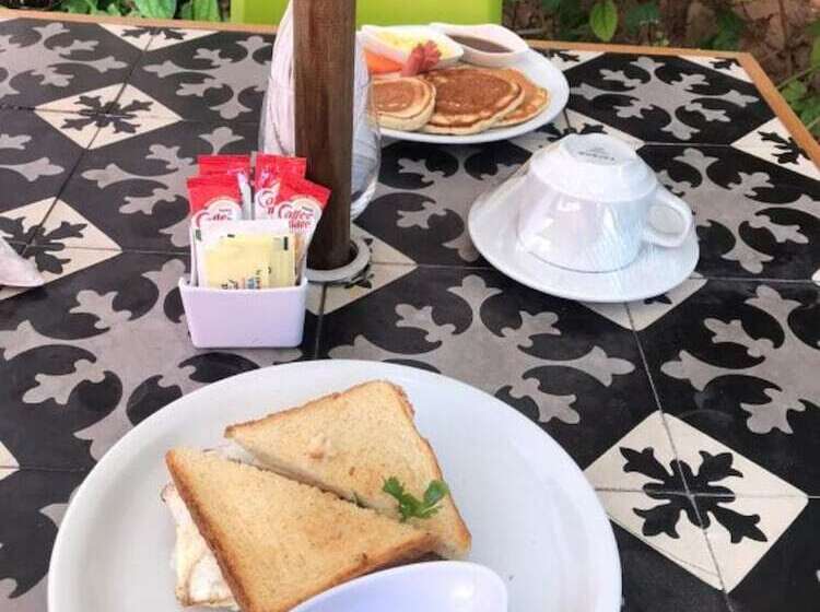 Отель Casona 61 By Guru