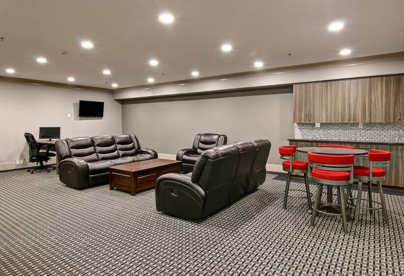 فندق Chateau Nova Yellowknife