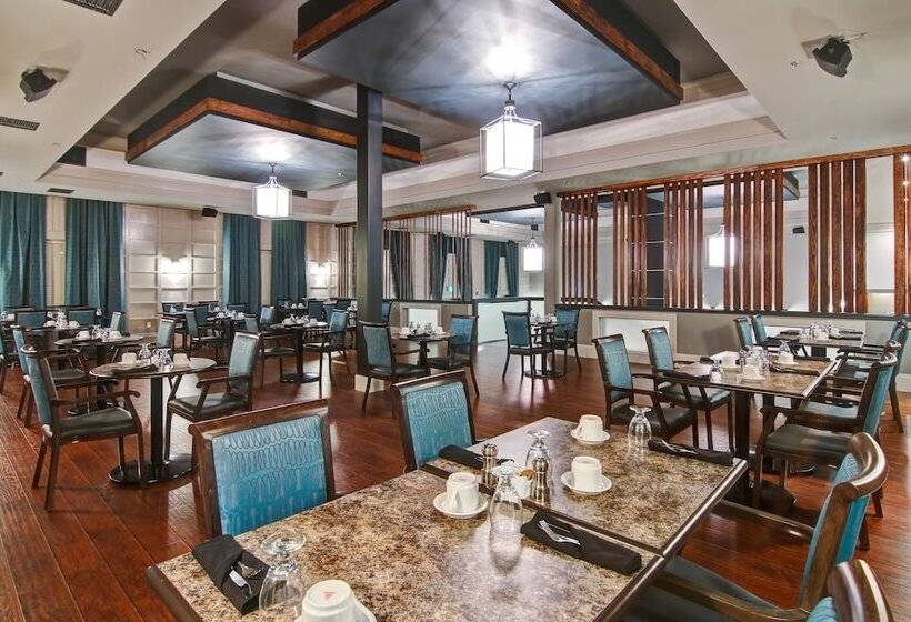 فندق Chateau Nova Yellowknife