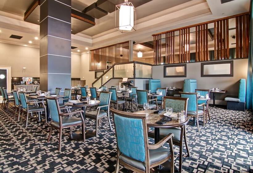 فندق Chateau Nova Yellowknife