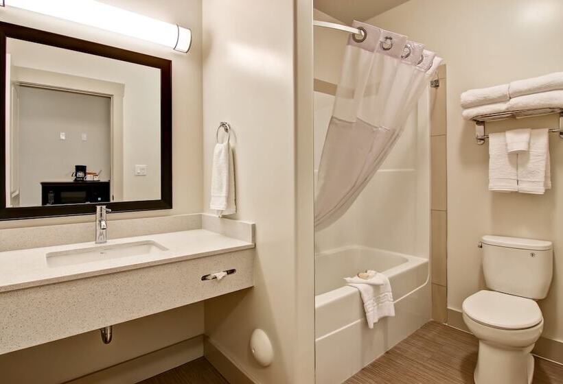 فندق Chateau Nova Yellowknife