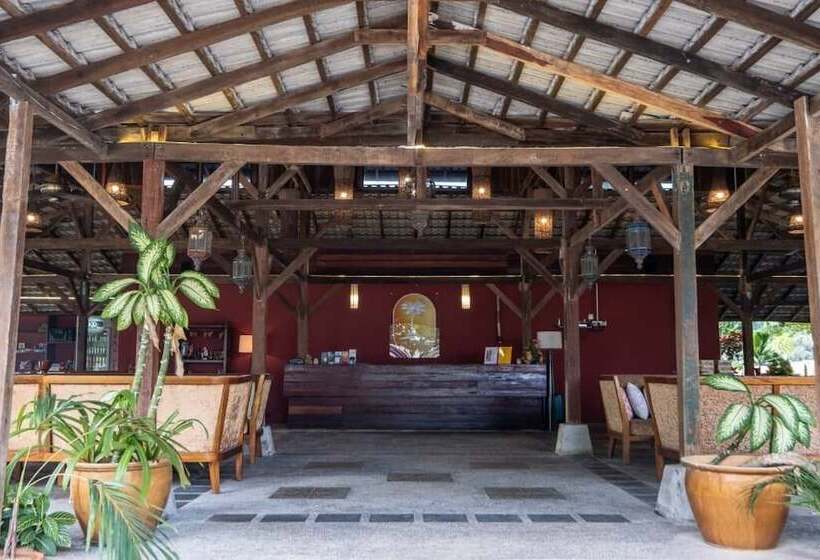 فندق Coconut Beach Villa Langkawi