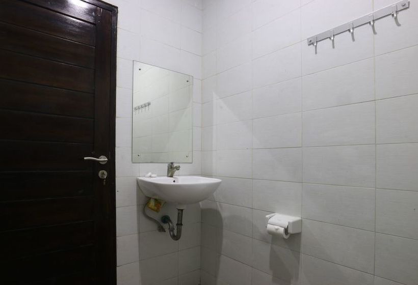 فندق Delali Guest House