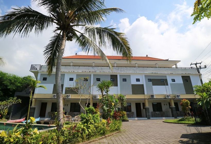 فندق Delali Guest House