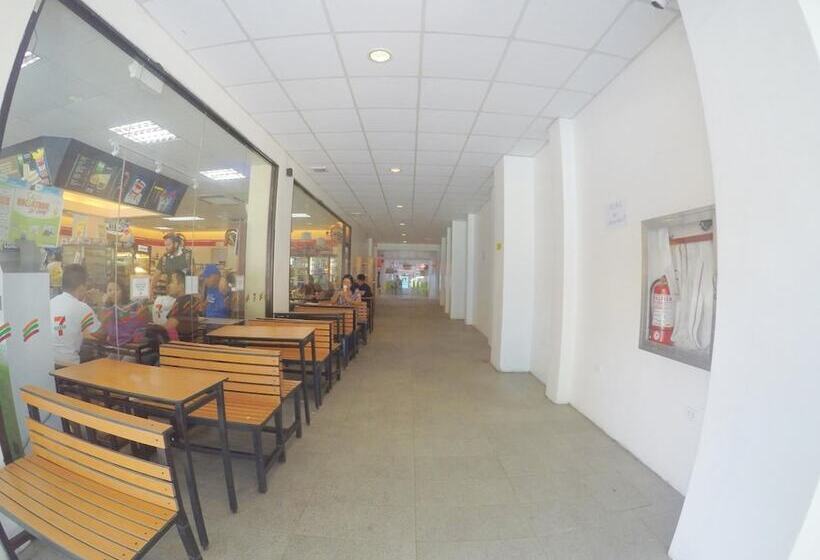 هتل Golden Gate Suites