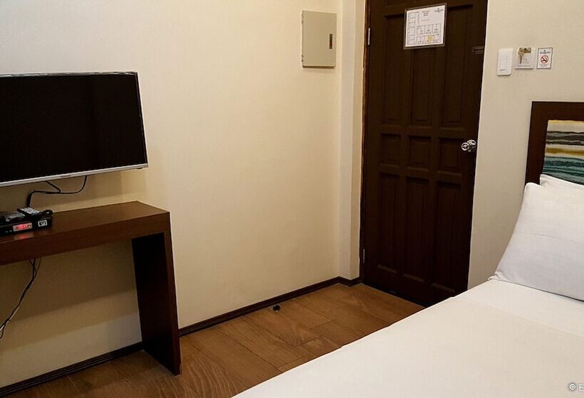 هتل Golden Gate Suites