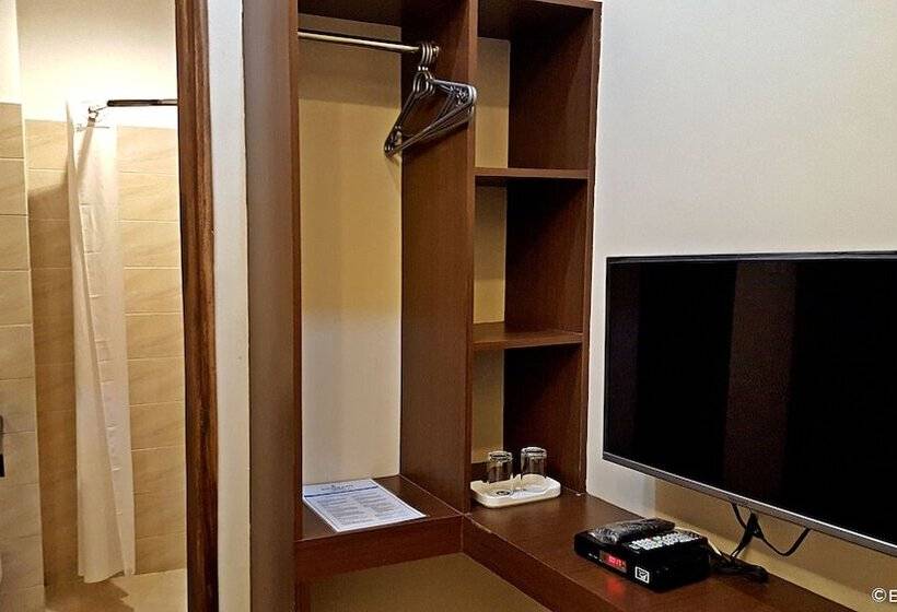 هتل Golden Gate Suites