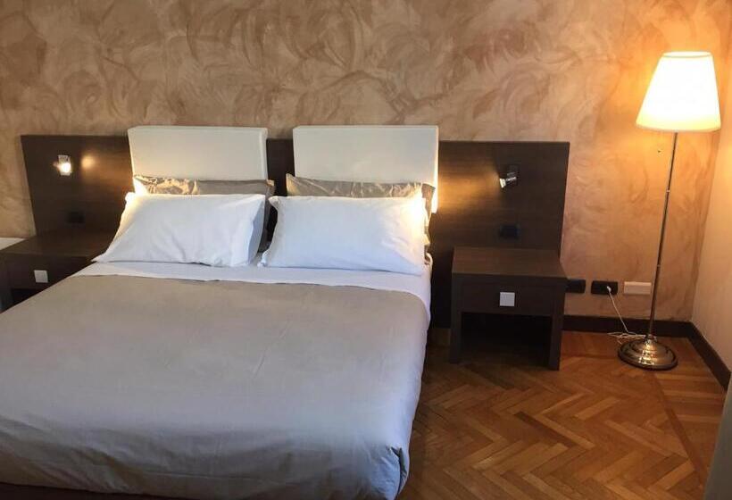 هتل Guesthouse Vittoria Rooms   The Original Since 2015