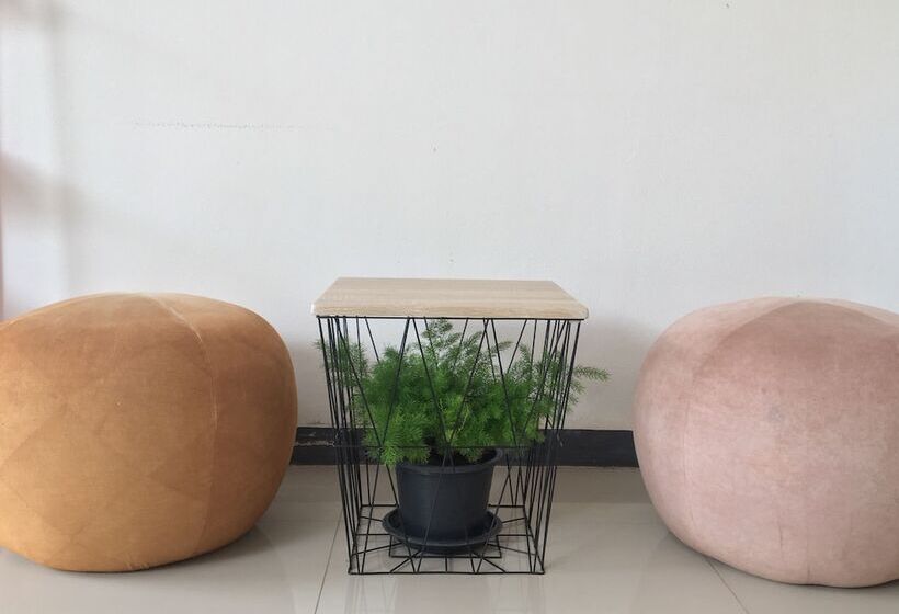 ホテル Honghub Sakon