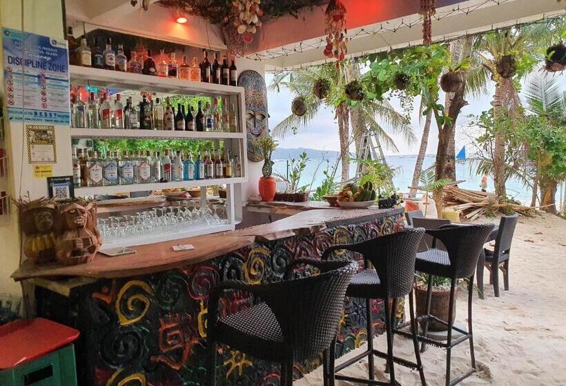 فندق Kaiyana Boracay Beach Resort