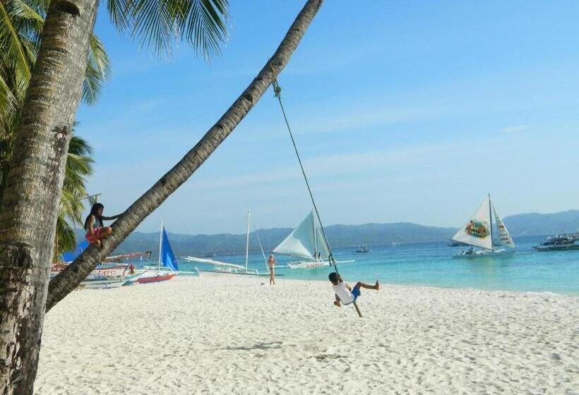 فندق Kaiyana Boracay Beach Resort