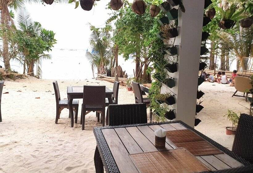 فندق Kaiyana Boracay Beach Resort