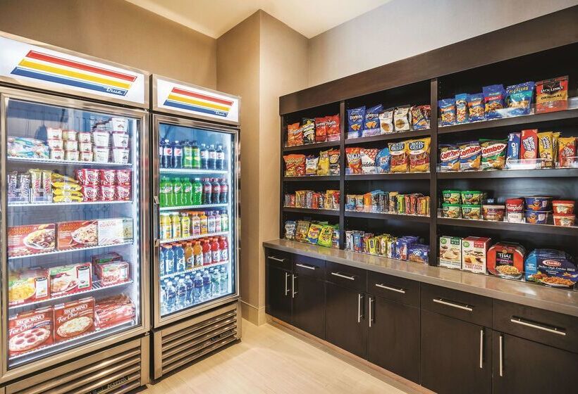 בית מלון כפרי La Quinta By Wyndham Clifton Park