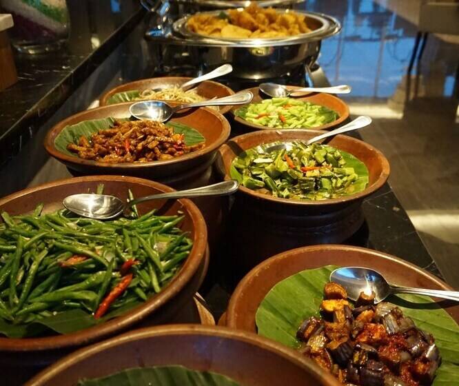 Luminor Hotel Jambi Kebun Jeruk By Wh