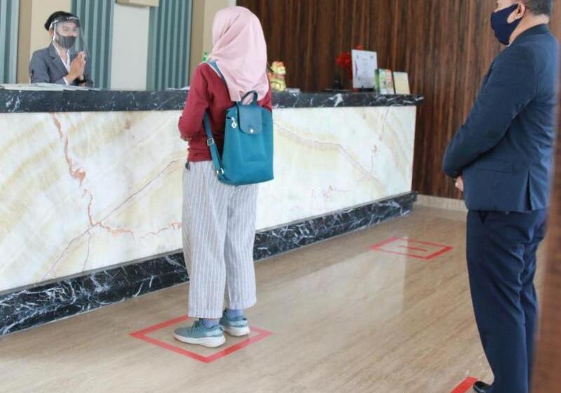 Luminor Hotel Jambi Kebun Jeruk By Wh