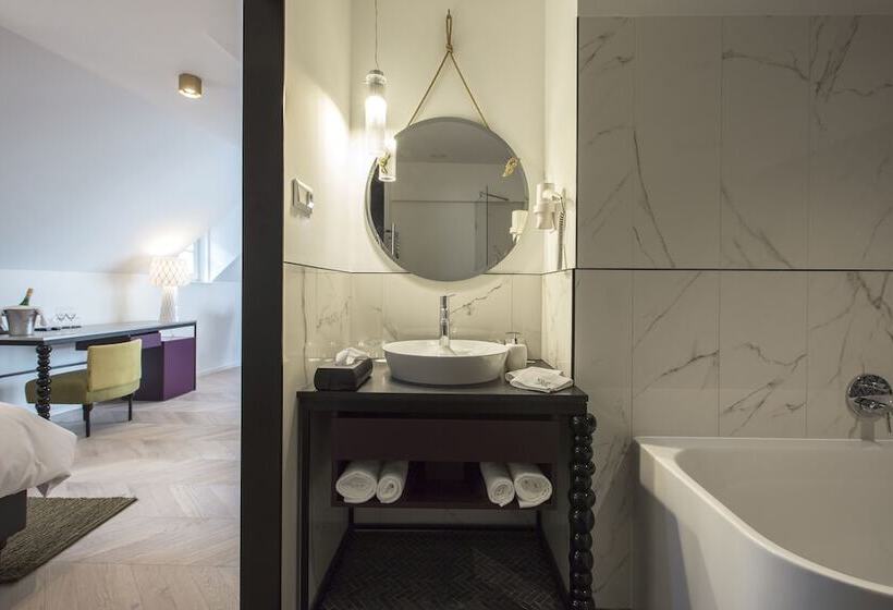 בית מלון כפרי Maison Bistro &