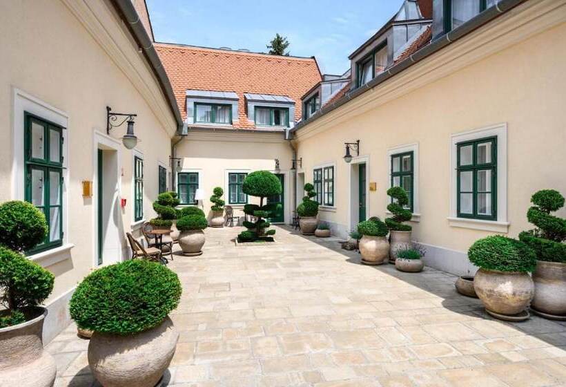 בית מלון כפרי Maison Bistro &