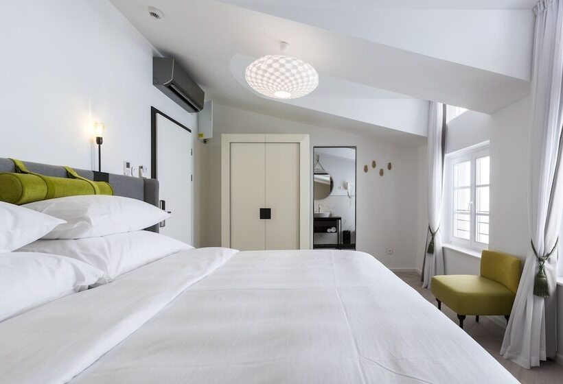 בית מלון כפרי Maison Bistro &