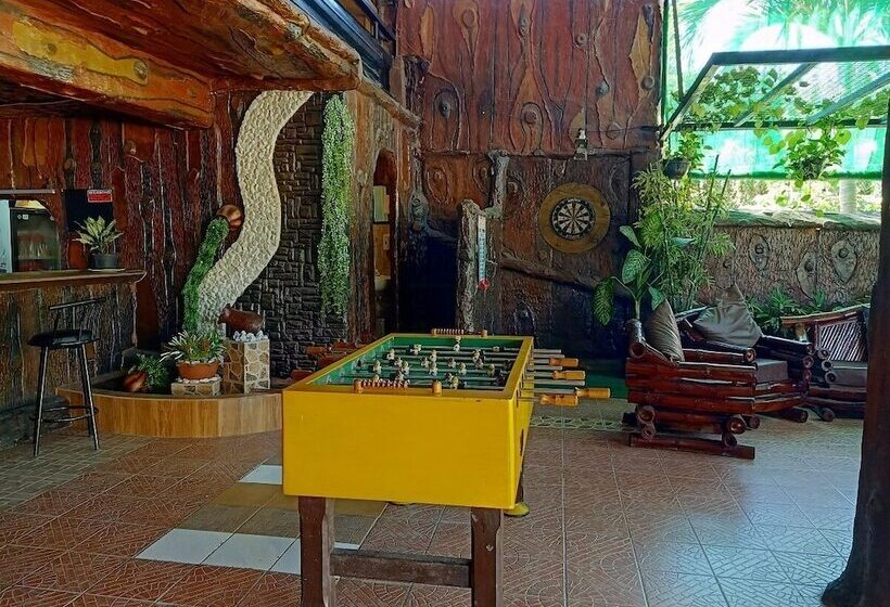 هتل Mb's Garden Inn