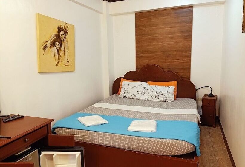 هتل Mb's Garden Inn