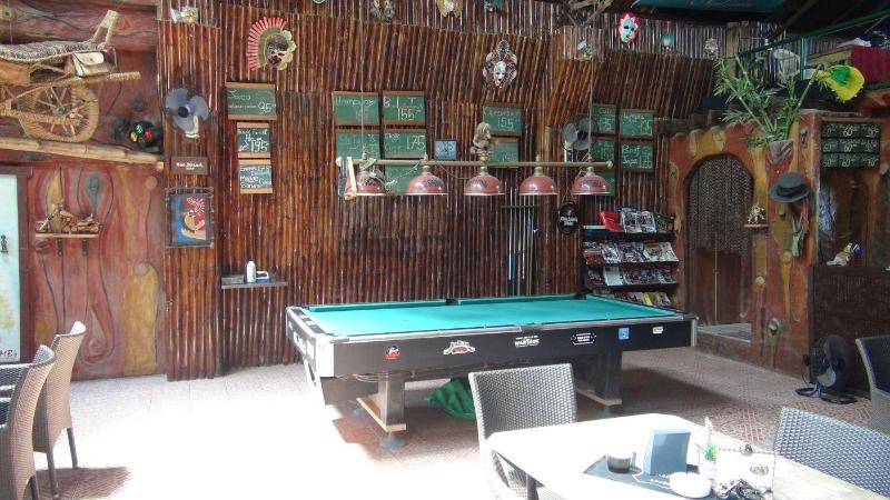 هتل Mb's Garden Inn