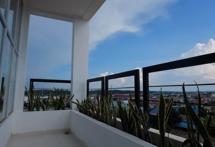 Os Hotel Airport Batam