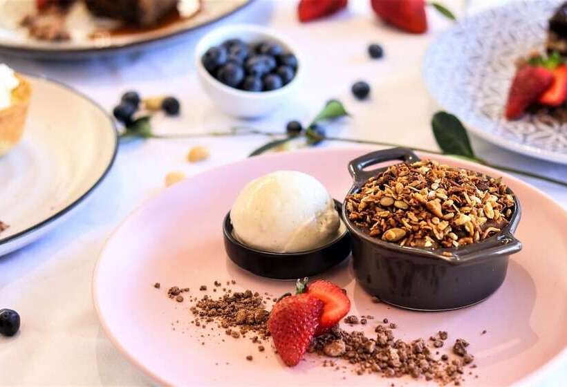 Отель Potters Toowoomba