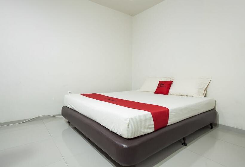 酒店 Reddoorz @ Panglima Sudirman