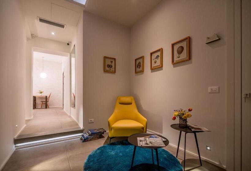 هتل Relais Luce Florence