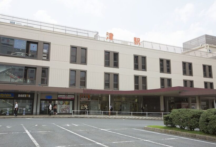 בית מלון כפרי Sanco Inn Tsu Ekimae