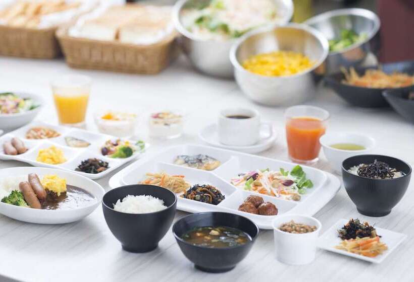 בית מלון כפרי Sanco Inn Tsu Ekimae