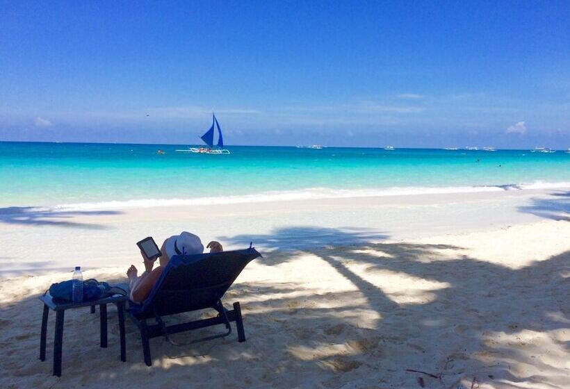 هتل Sundown Beach Studios