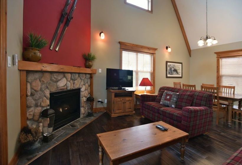 Отель The Lodges At Blue Mountain - Historic Snowbridge Condos