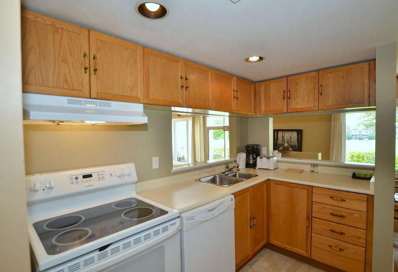 فندق The Lodges At Blue Mountain - Wintergreen Condos