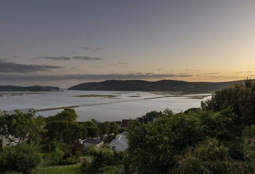 Отель Thebloem Guest Suites By Knysna Paradise Collection