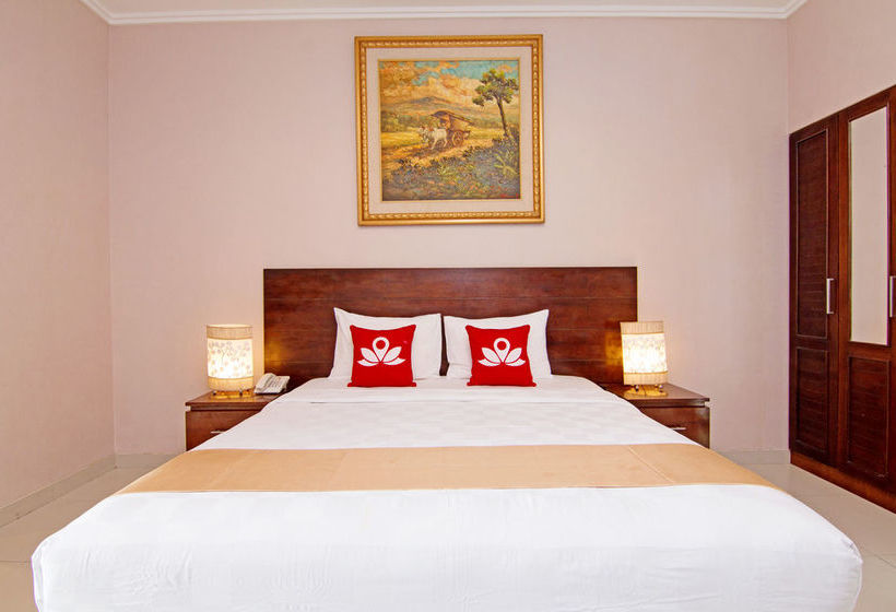 Отель Zen Rooms Raya Sririt Singaraja