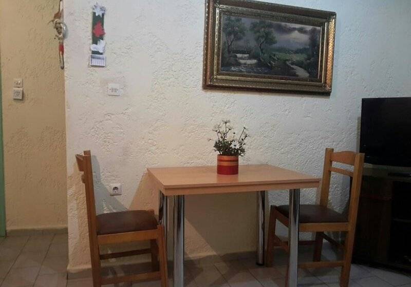 Kings Hotel By Estia