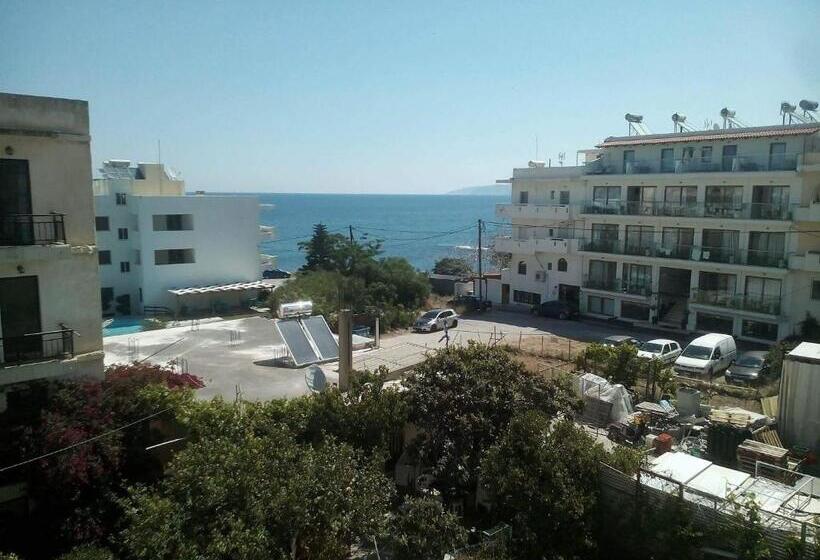 Kings Hotel By Estia