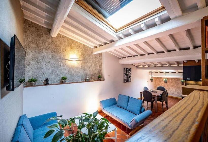 Martelli 6 Suite & Apartments