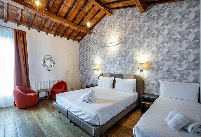 Martelli 6 Suite & Apartments