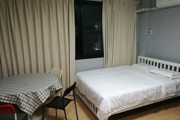 Moumou Hostel